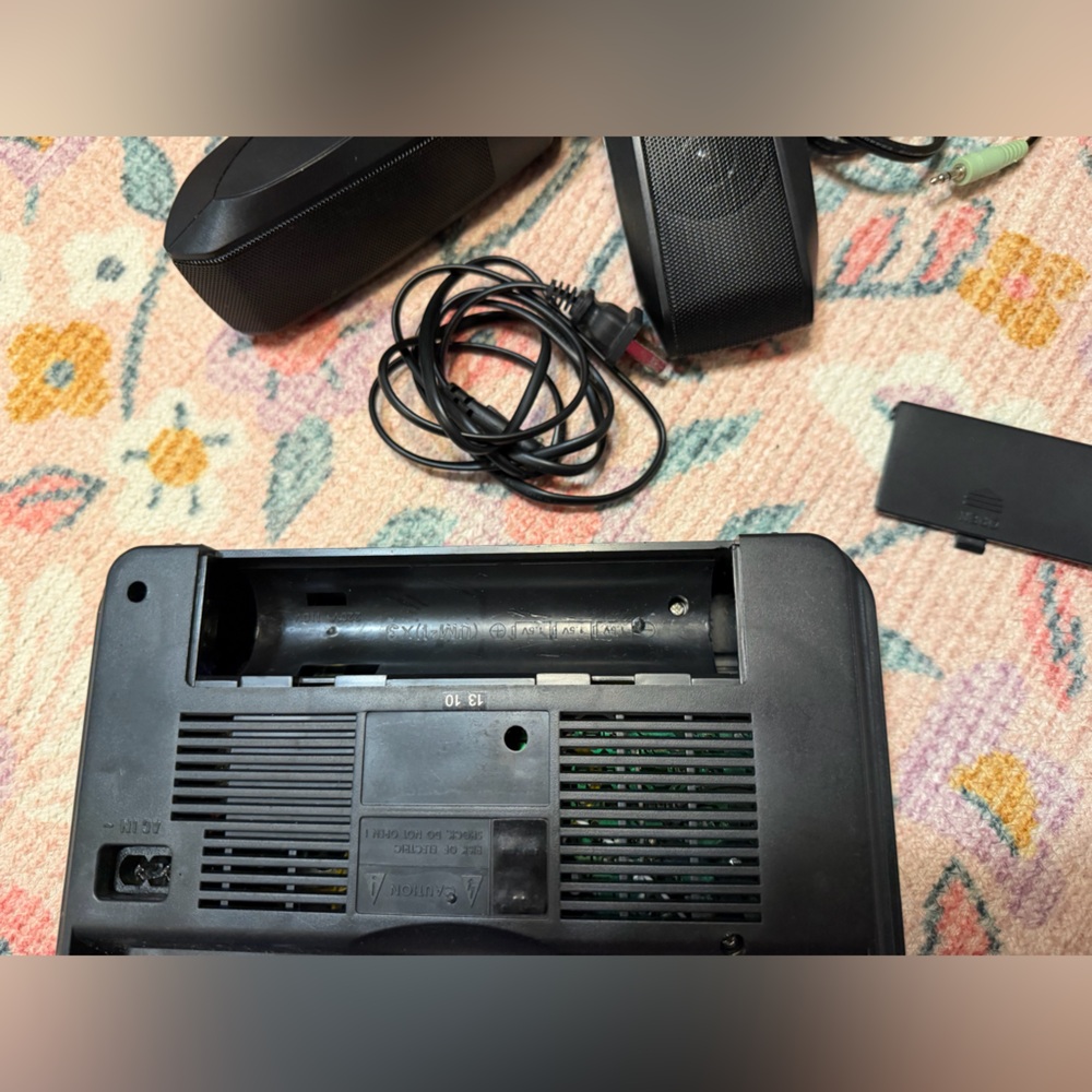 Logitech Black Portable Radio System - Picture 9 of 14